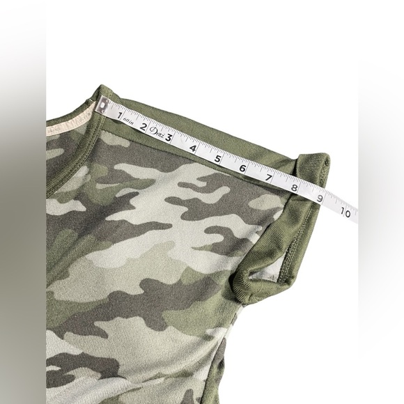 Lucky Brand Green Camo Short Sleeve Casual Soft Shirt Size Small Women’s EUC - Picture 5 of 7